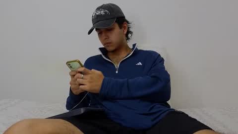 Snapshot of santybig18 chatting on September 2025 06:25:02 AM santybig18 online show from September 2025 06:25:02 AM