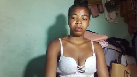 Snapshot of sanyah0123 chatting on November 2025 11:32:01 PM sanyah0123 online show from November 2025 11:32:01 PM