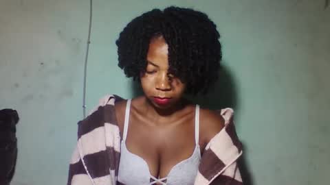 sanyah0123 online show from January 2026 06:51:02 AM