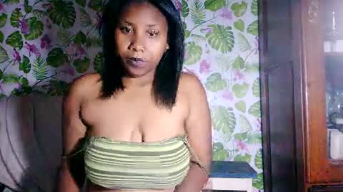 Snapshot of sanyah513 chatting on June 2026 06:24:02 PM sanya online show from June 2026 06:24:02 PM