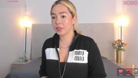 Saori  online show from March 2026 11:38:01 AM