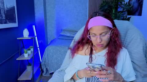 Snapshot of saphiire_ chatting on May 2026 03:20:02 PM saphi online show from May 2026 03:20:02 PM
