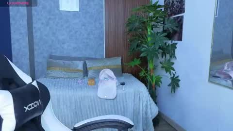 Snapshot of saphiire_ chatting on July 2026 03:14:02 PM saphi online show from July 2026 03:14:02 PM