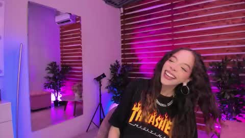 Valerin online show from November 2025 12:57:01 AM