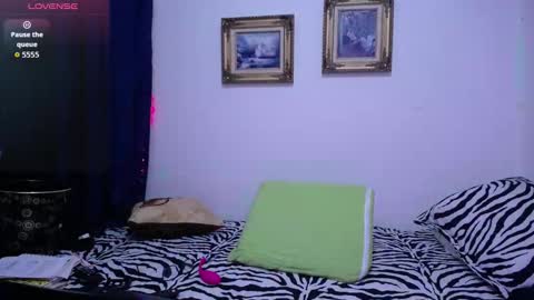 Snapshot of sara211 chatting on October 2025 02:59:01 AM sara online show from October 2025 02:59:01 AM