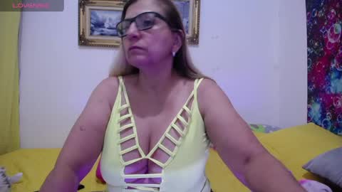 Snapshot of sara211 chatting on May 2026 02:51:02 AM sara online show from May 2026 02:51:02 AM