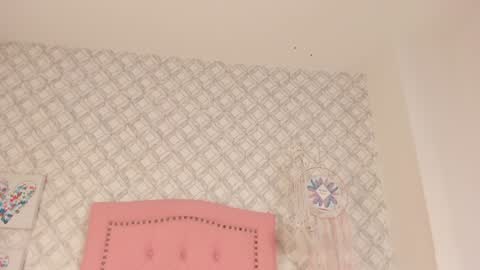 Snapshot of sara__williams chatting on January 2025 06:22:02 AM Sara online show from January 2025 06:22:02 AM