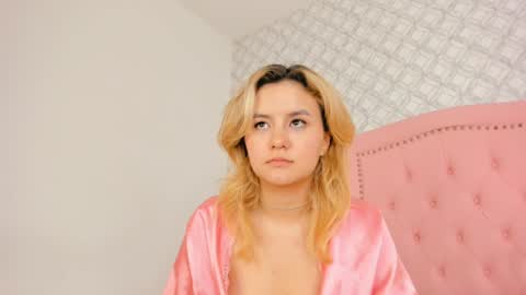 Snapshot of sara__williams chatting on January 2025 09:55:02 AM Sara online show from January 2025 09:55:02 AM