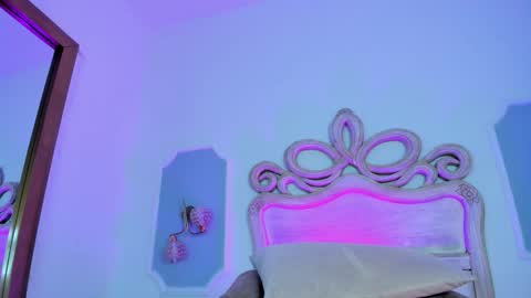 Snapshot of sara__williams chatting on November 2025 03:50:02 AM Sara online show from November 2025 03:50:02 AM