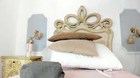 Snapshot of sara__williams chatting on December 2025 03:36:01 AM Sara online show from December 2025 03:36:01 AM