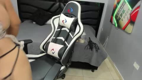 sara_bdsm online show from October 2025 03:11:02 PM