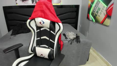 sara_bdsm online show from October 2025 03:35:02 PM