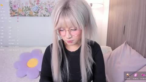 Sara  new account  give me thomb up  Follow me   help me reach 15k followers again   online show from October 2025 10:21:02 PM