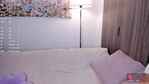 Sara  new account  give me thomb up  Follow me   help me reach 15k followers again   online show from November 2025 10:30:01 PM