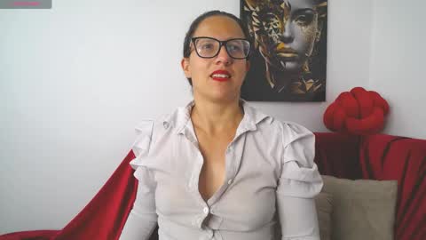 Snapshot of sara_marrisson chatting on June 2026 08:13:02 PM Sara online show from June 2026 08:13:02 PM
