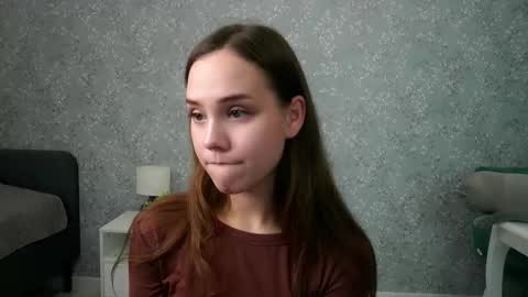 Im Sara  online show from October 2025 07:11:01 PM