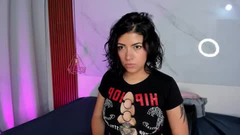 sara_zc online show from September 2025 11:43:02 AM