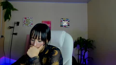 Sarah Ramirez online show from February 2025 05:26:02 PM