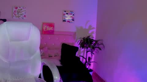 Sarah Ramirez online show from March 2025 02:51:02 PM