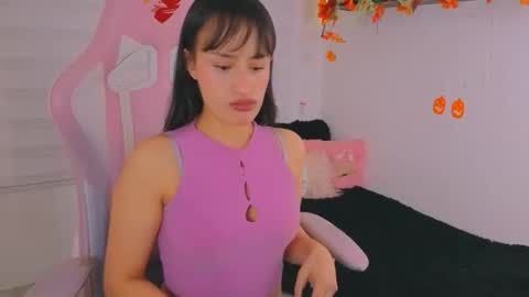 Sarah Ramirez online show from October 2025 03:20:02 AM