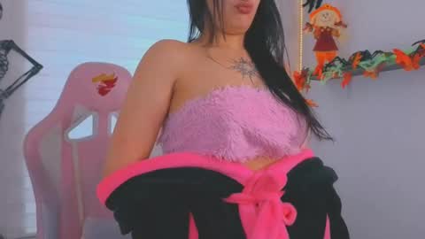 Sarah Ramirez online show from October 2025 11:58:02 AM