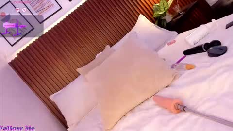 Snapshot of saraa_romero chatting on December 2025 04:32:01 AM sara online show from December 2025 04:32:01 AM