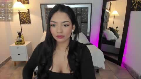 saraa_stormy online show from May 2026 10:09:02 AM
