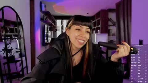 Sara online show from March 2026 09:53:02 PM