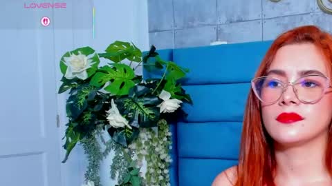 Snapshot of saraalvarezx chatting on May 2026 03:25:01 AM Sara Alvarezx online show from May 2026 03:25:01 AM