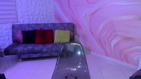 Snapshot of saraamills chatting on December 2024 07:07:02 PM Sara online show from December 2024 07:07:02 PM