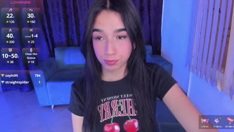 Snapshot of saraamills chatting on January 2025 12:27:01 AM Sara online show from January 2025 12:27:01 AM