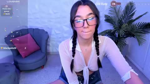 Snapshot of saraamills chatting on February 2025 10:14:02 PM Sara online show from February 2025 10:14:02 PM