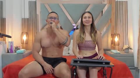 saraANDyoni online show from January 2025 12:52:02 PM