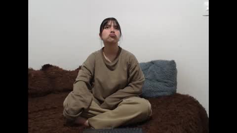 sara and thomas online show from September 2025 12:49:01 AM