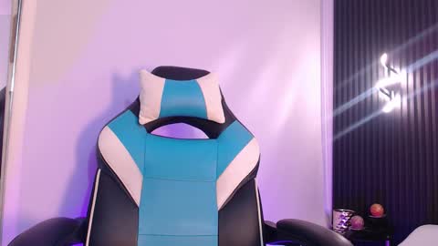 Sara online show from November 2025 04:07:01 AM