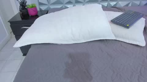 Snapshot of sarablandon chatting on February 2025 11:32:01 PM Sara Blandon online show from February 2025 11:32:01 PM