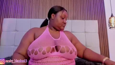 Snapshot of saraby_blandon chatting on July 2026 10:39:01 AM online show from July 2026 10:39:01 AM
