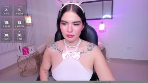 saracruz online show from April 2026 02:55:01 AM