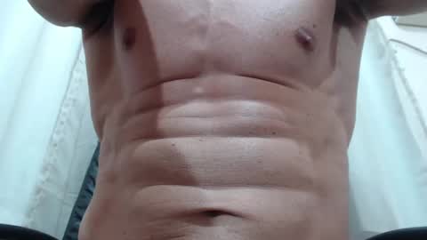 saradorj92 online show from October 2025 08:28:02 PM