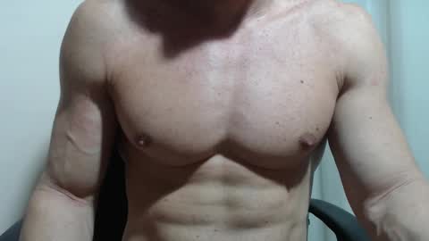 saradorj92 online show from March 2026 05:44:01 AM