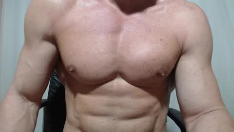 saradorj92 online show from April 2026 05:01:02 AM