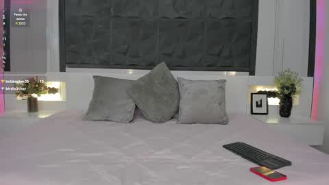  Sara Gomez  online show from March 2026 01:05:02 PM