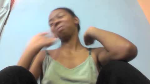 Snapshot of sarah146341 chatting on February 2026 04:10:01 AM sarah146341 online show from February 2026 04:10:01 AM