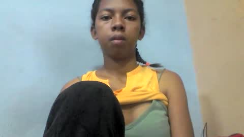 Snapshot of sarah146341 chatting on June 2026 07:49:02 PM sarah146341 online show from June 2026 07:49:02 PM