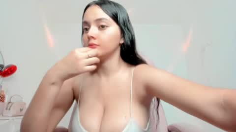 Snapshot of sarah_angelll chatting on May 2026 03:24:02 AM sarah online show from May 2026 03:24:02 AM