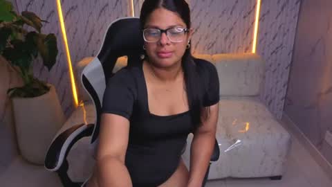 Snapshot of sarah_bay_tx chatting on June 2026 07:56:02 PM sarah_bay_tx online show from June 2026 07:56:02 PM
