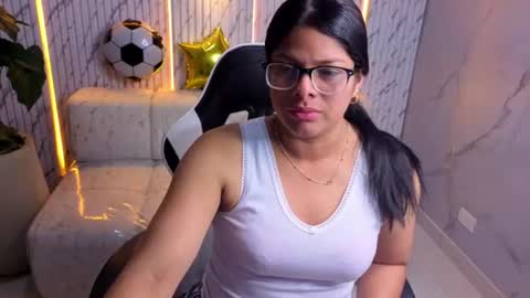 Snapshot of sarah_bay_tx chatting on June 2026 08:02:01 PM sarah_bay_tx online show from June 2026 08:02:01 PM