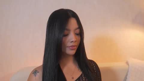       online show from November 2025 09:37:02 PM