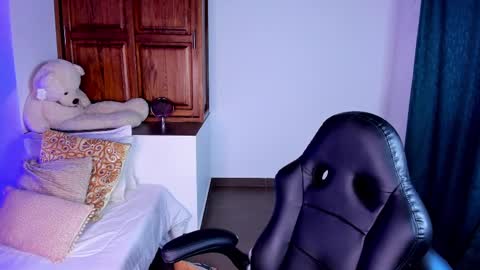 Sarah Independent model online show from February 2025 10:48:02 PM