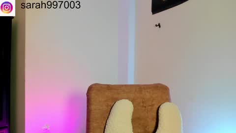 Snapshot of sarah_roussel chatting on May 2026 12:02:01 PM Sarah online show from May 2026 12:02:01 PM